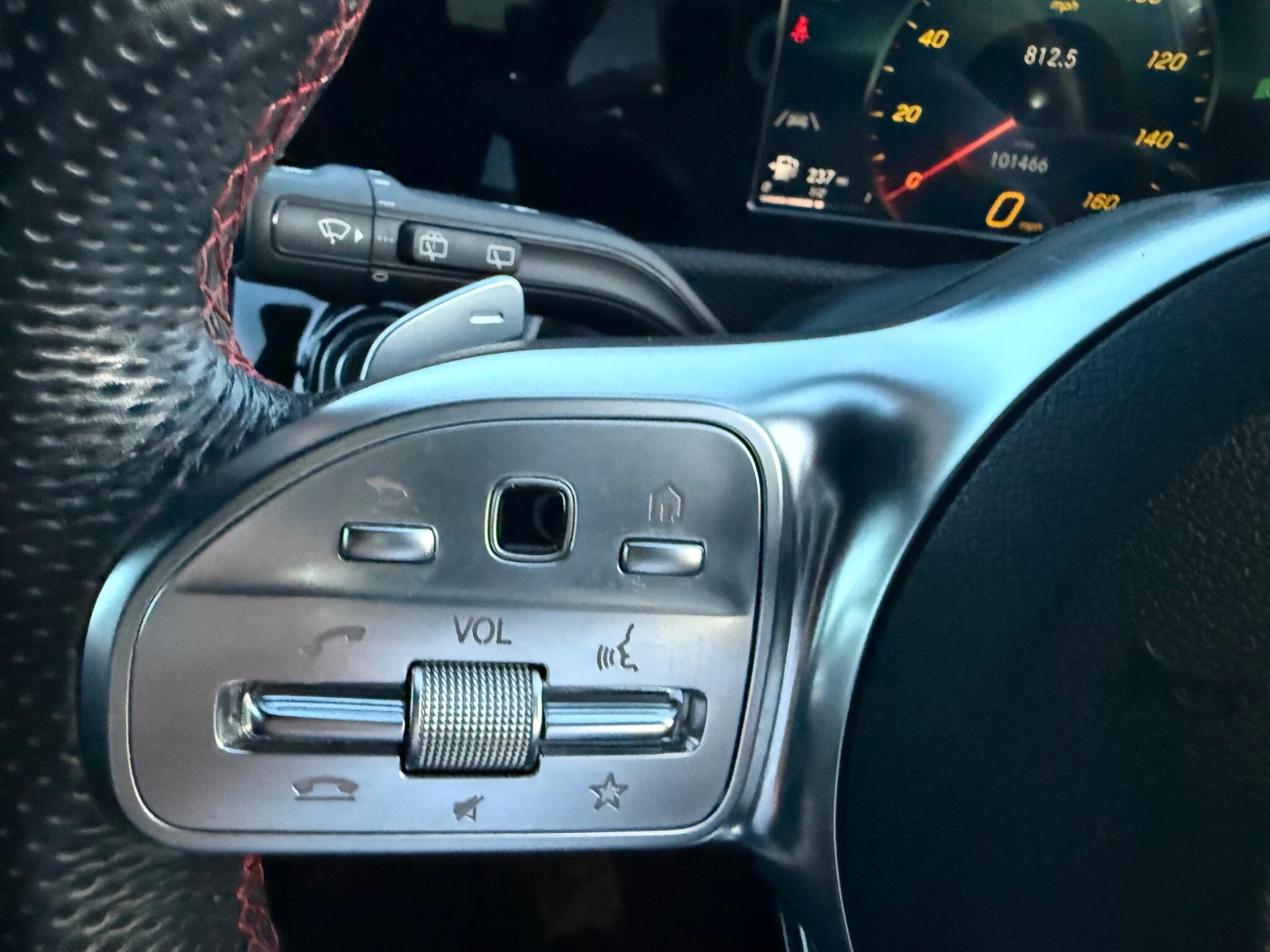 Mercedes-Benz A Class 2.0 A250 AMG Line 7G-DCT Euro 6 (s/s) 5dr — photo 103 of 120